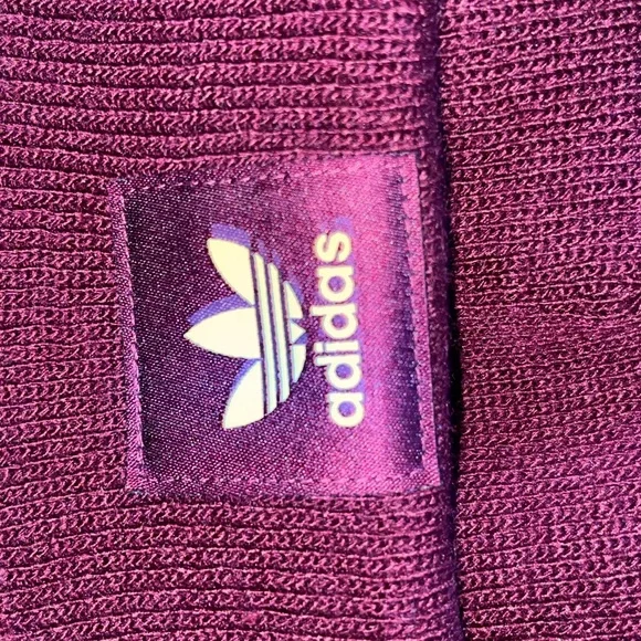 Adidas hat - Picture 2 of 2